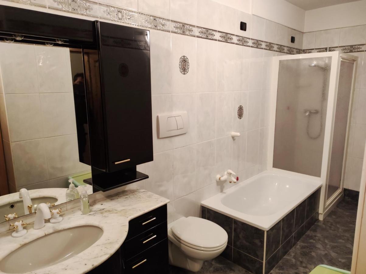 Apartment "Casa Maya" Медзана Экстерьер фото